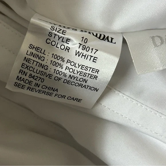 David's Bridal Classic White Gown - Picture 2 of 5